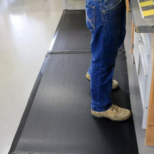 Ergonomisk måtte med rille mønster