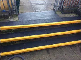 I18n Error: Missing interpolation value "Imagealt" for "Indlæs billede i Gallery Viewer, {{ Imagealt }}"