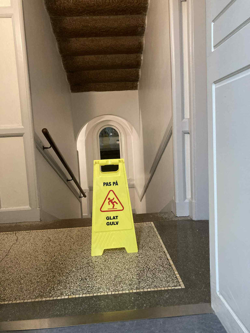 I18n Error: Missing interpolation value &quot;Imagealt&quot; for &quot;Indlæs billede i Gallery Viewer, {{ Imagealt }}&quot;
