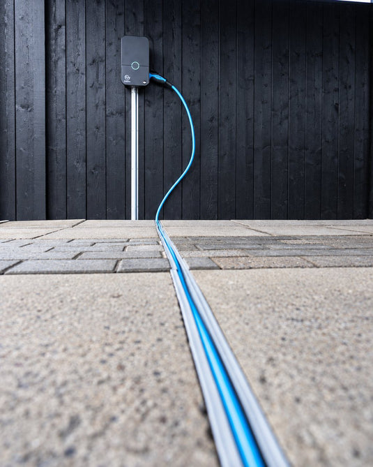 AmpGo TripFree – fortovsskinne til ladekabel - 2 meter